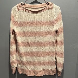 White and pink sweater